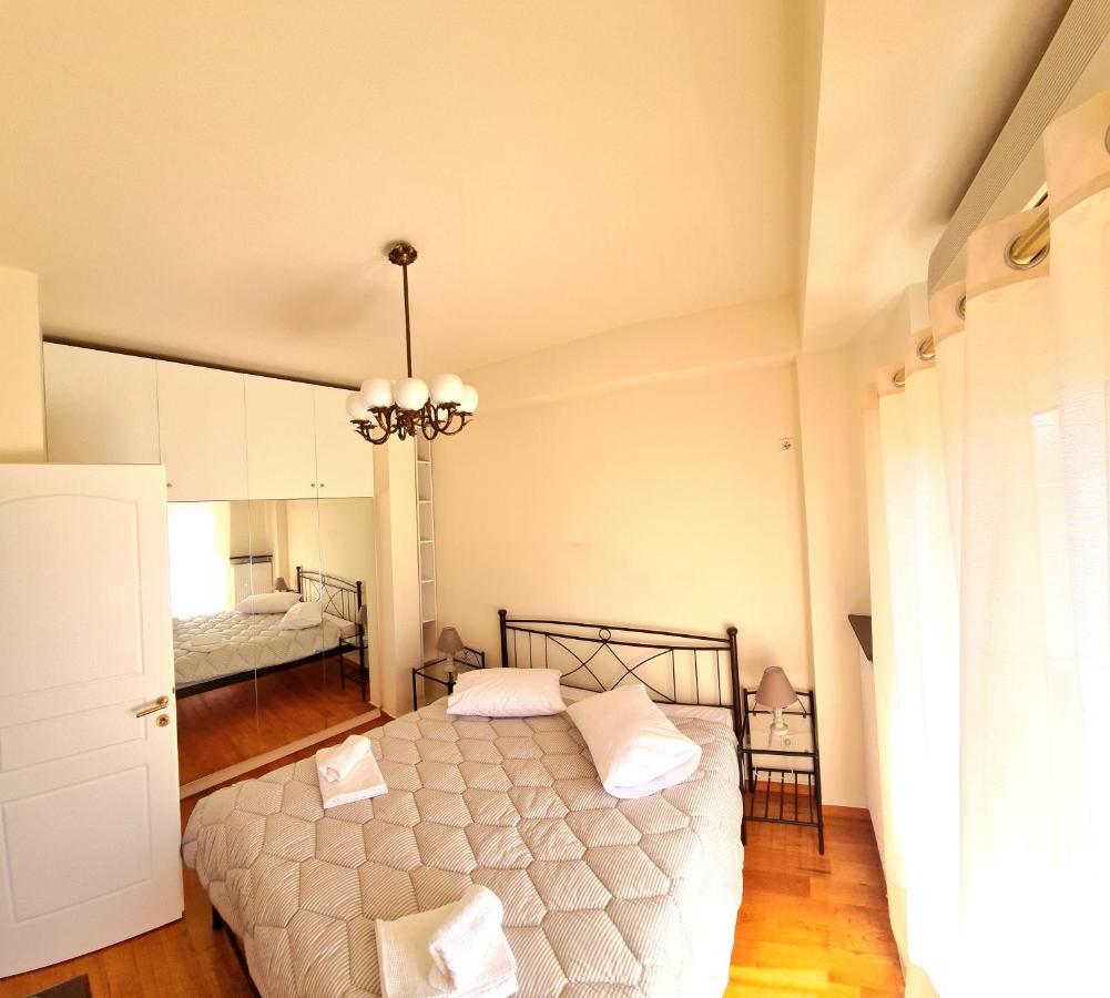 Downtown, Penthouse Apartment With Great View, Pagkrati Atene Esterno foto